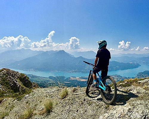 Camping Hautes Alpes randonée vélo