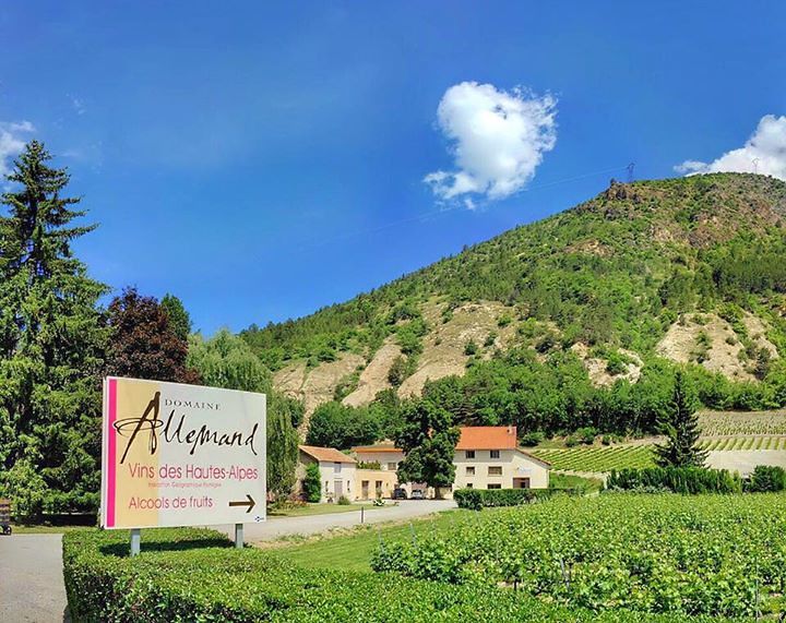 Camping Serres Ciela Village Les 2 Soleils Hautes Alpes Domaine Allemand Théus