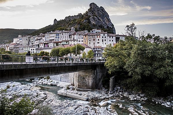 Camping Serres Ciela Village Les 2 Soleils Hautes Alpes