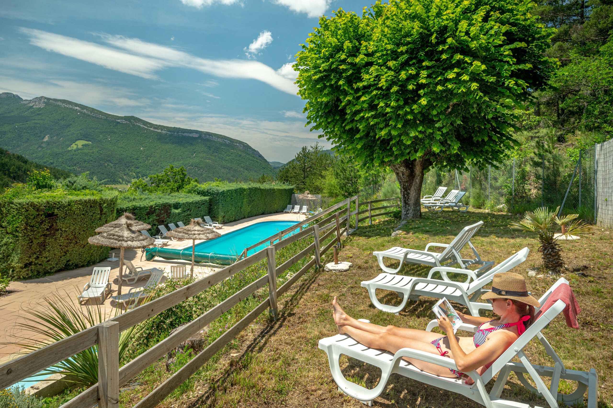 Camping Hautes-Alpes Deux Soleils Ciela Village Serres France