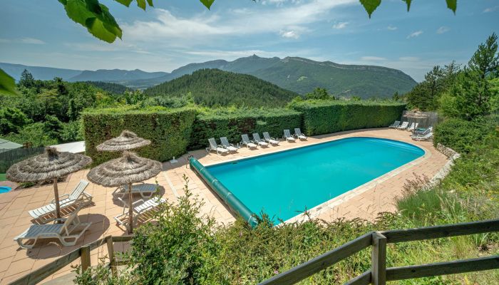 Piscine Camping les 2 soleils Hautes Alpes